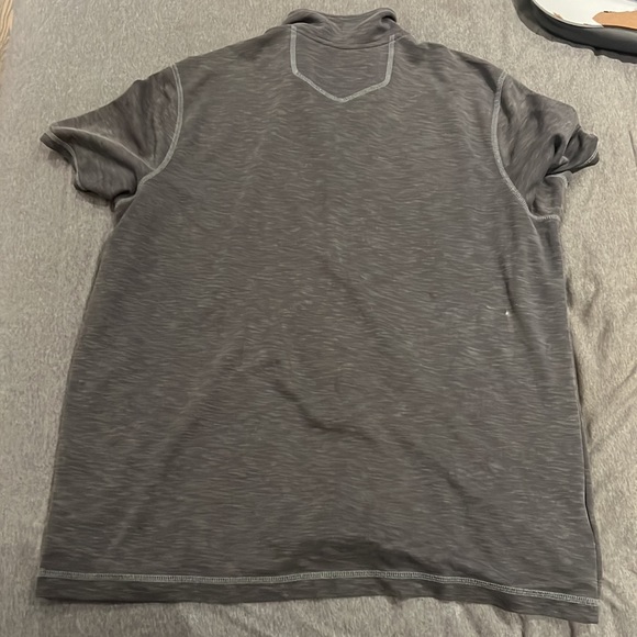 Eddie Bauer collared tshirt - Picture 4 of 4